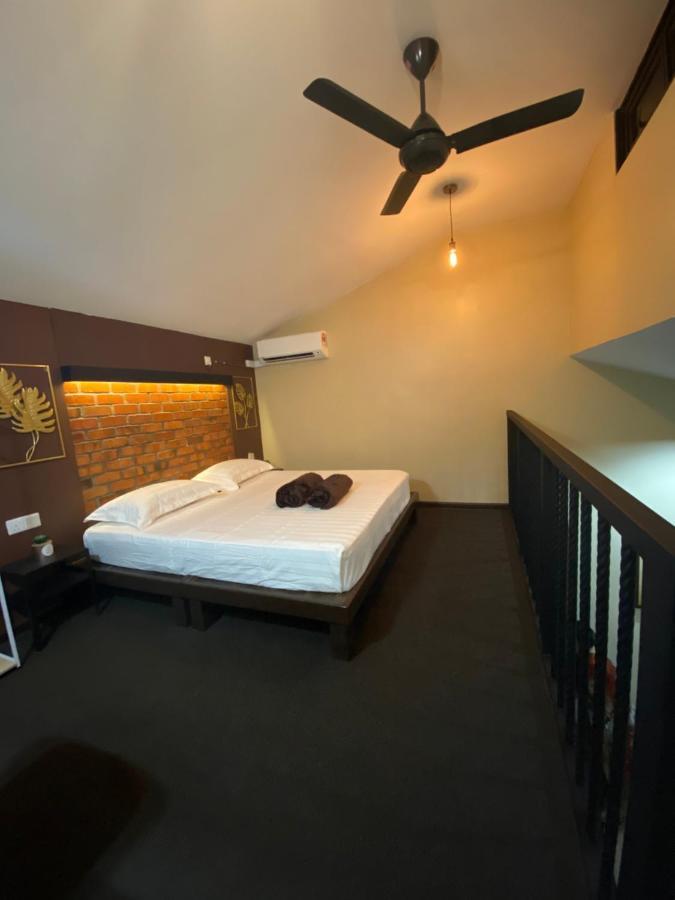 Grand Lodge Langkawi パンタイ・サナング エクステリア 写真