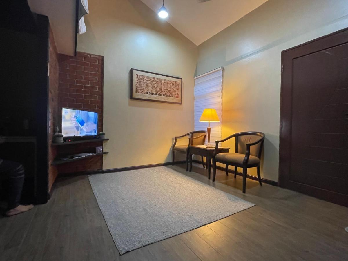 Grand Lodge Langkawi パンタイ・サナング エクステリア 写真